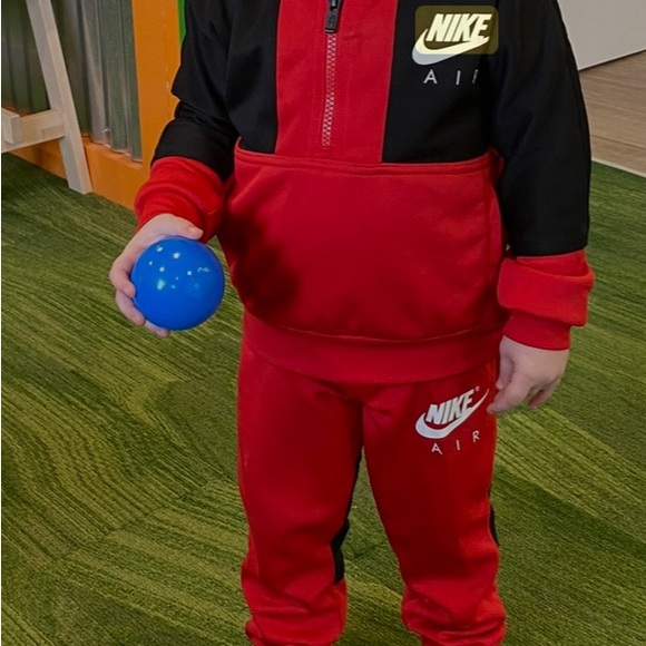 matching outfits,4Nike bundle boys  2-3-4T toddler EUC 1NWT2 outfits left - Picture 13 of 14